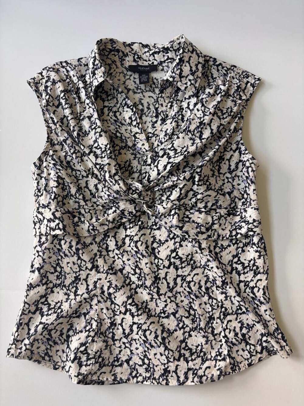 Alfani Petite Women's Sleeveless Knot-Front Abstract Print Blouse Size 12P